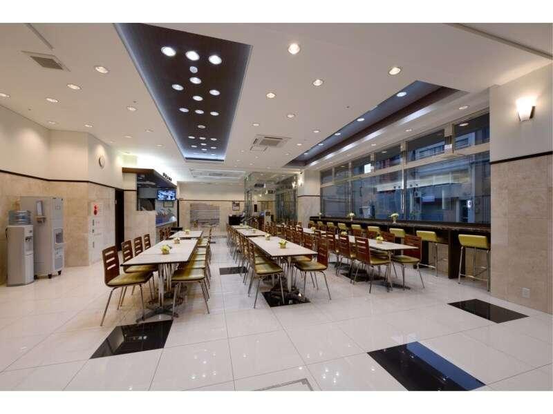 Toyoko Inn Tokyo Eki Yaesu Kita Guchi Buitenkant foto