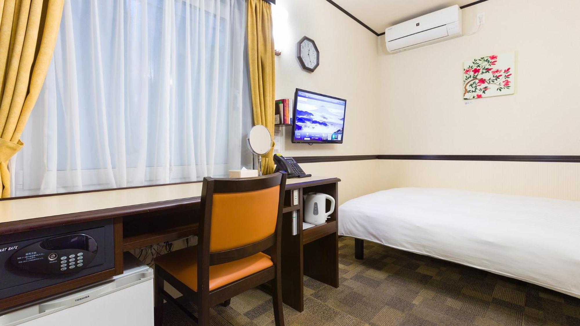 Toyoko Inn Tokyo Eki Yaesu Kita Guchi Kamer foto