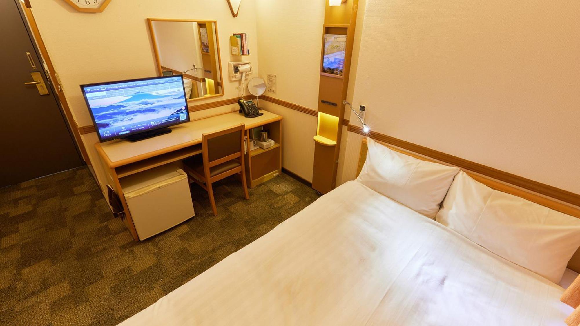 Toyoko Inn Tokyo Eki Yaesu Kita Guchi Kamer foto